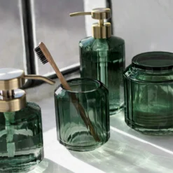 Mette Ditmer Vision Dose, Pine Green 5 Mette Ditmer Vision Dose, Pine Green -Koch Geheimnis Verkaufsgeschäft mette ditmer vision 32