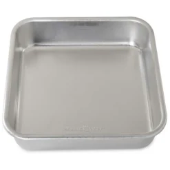 Nordic Ware Backform Mit Quadratischer Spitze 23 Cm