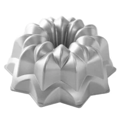 Nordic Ware Vintage Star Backform