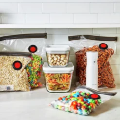 Zwilling Fresh & Save Starter-Kit Mit Vakuumpumpe / Taschen / Behälter Aus Glas, 7 Teile 10 Zwilling Fresh & Save Starter-Kit Mit Vakuumpumpe / Taschen / Behälter Aus Glas, 7 Teile -Koch Geheimnis Verkaufsgeschäft zwilling fresh save starter kit mit vakuumpumpe taschen behalter aus glas 7 teile 2